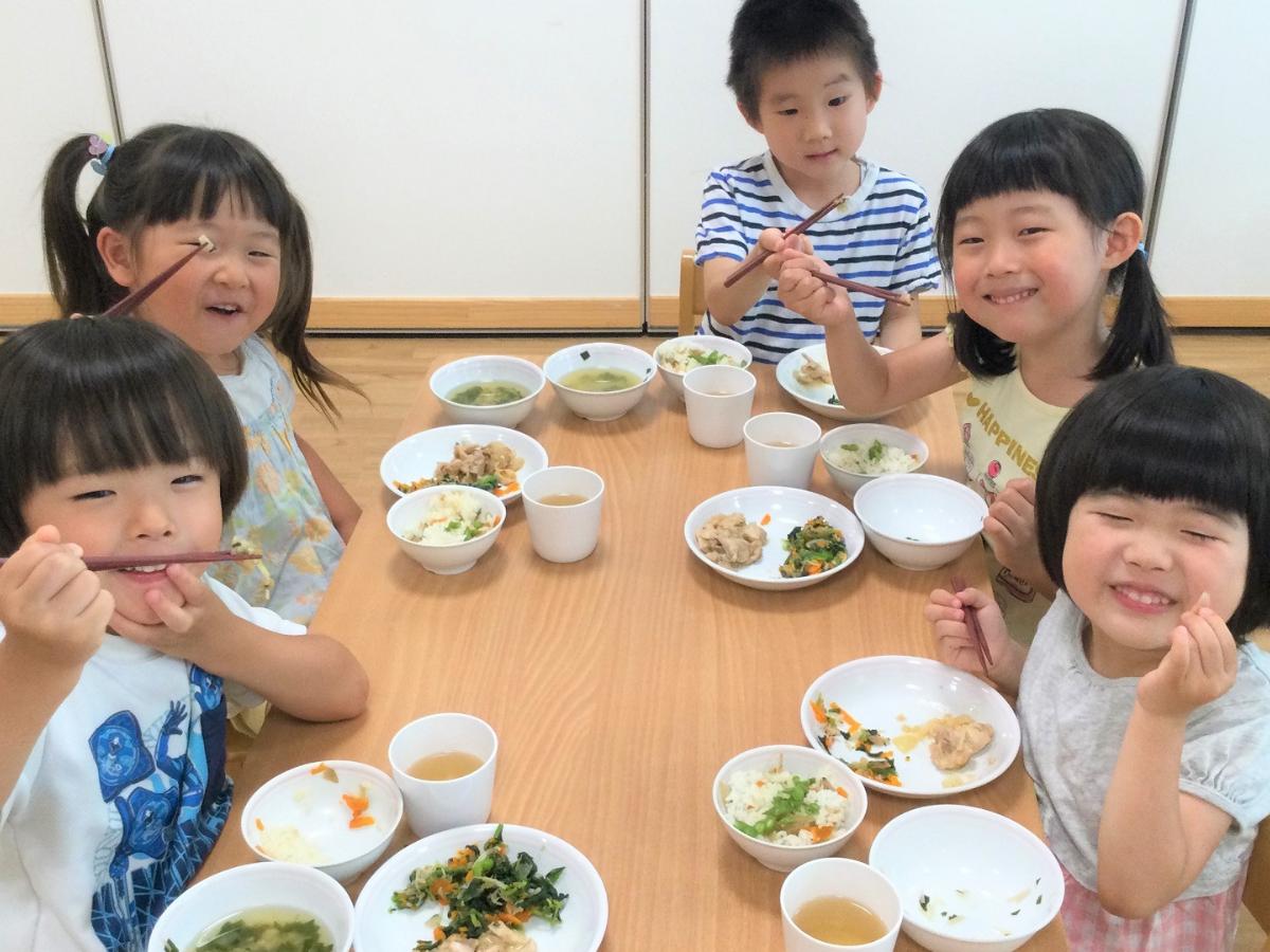 アスク真栄里保育園の栄養士・調理師(正社員)